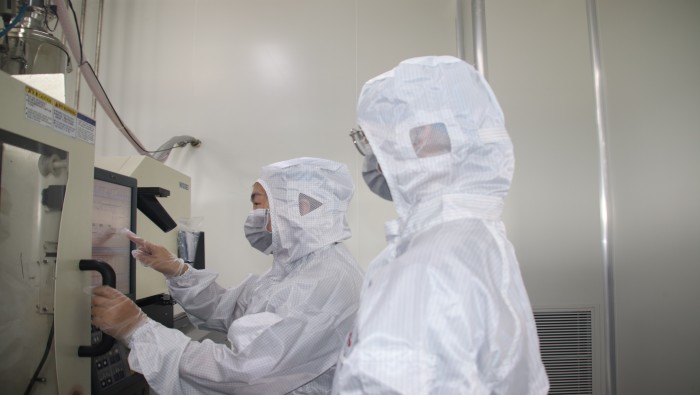 Pontos de clipes de ligadura de fechamento de tecido descartáveis moldagem por injeção e processo de processamento de moldes