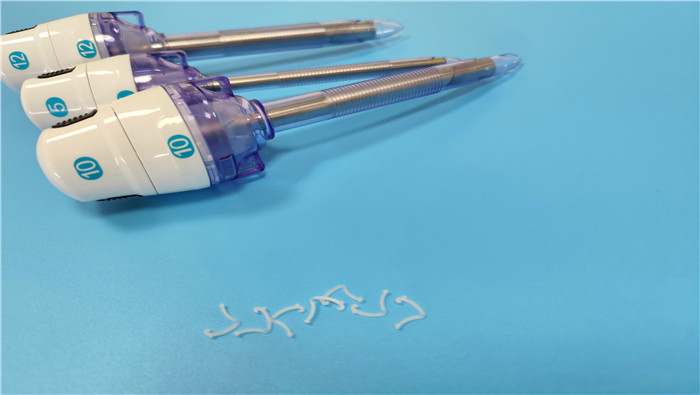 Análise do efeito dos métodos de esterilização de clipes de ligadura de tecidos feitos de POM (com o efeito do pH)